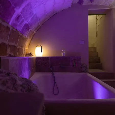 Fiorentini 22 - Luxury Con