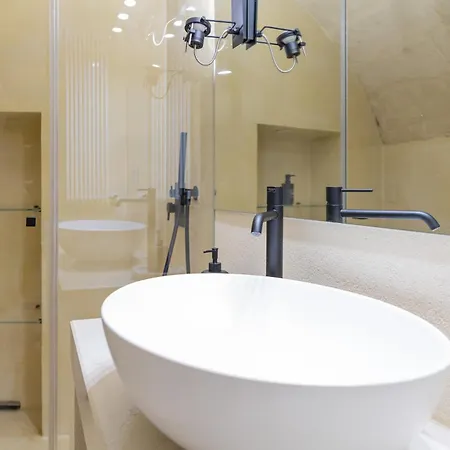 Fiorentini 22 - Luxury Con * Matera