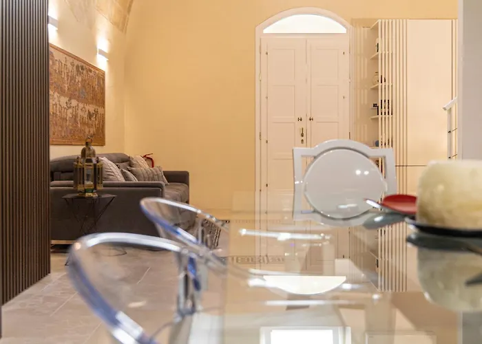 Fiorentini 22 - Luxury Con Apartmán